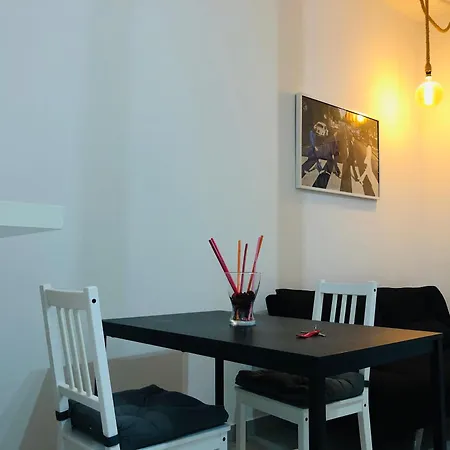 Апартаменты Santa Viola House - By Aydeshouse *