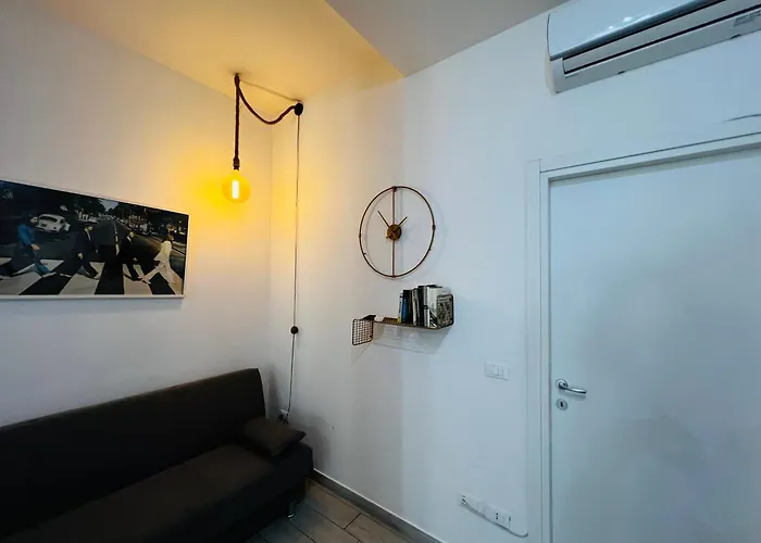 Santa Viola House - By Aydeshouse 아파트 볼로냐