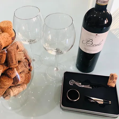 Santa Viola House - By Aydeshouse * Bolonia